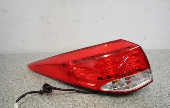 Hyundai i40 Rear/tail lights 92401-3Z000