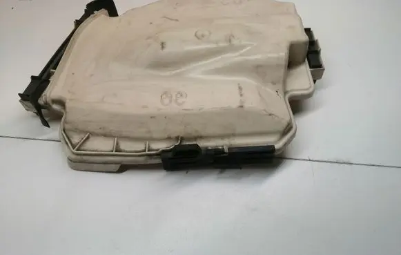BMW 1 E81 E87 Fuse box cover 12907544575 58650910