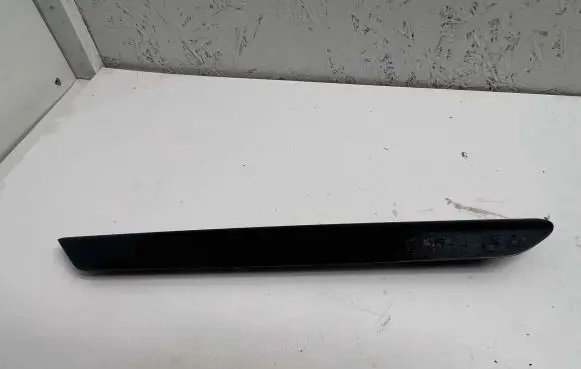 Mercedes-Benz E W212 Center console decorative trim A2126906462 1701502 B8212