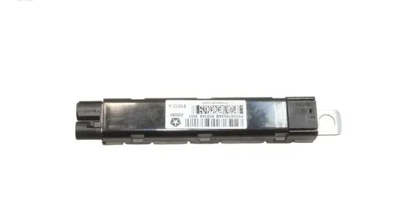 Jeep Cherokee Aerial antenna amplifier P05091854AB
