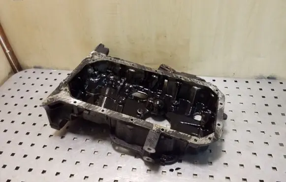Opel Astra J Other engine bay part