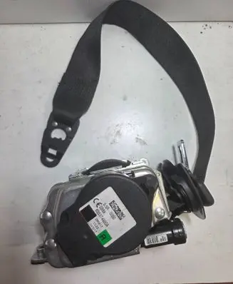 Mercedes-Benz C W205 Front seatbelt 635374900A