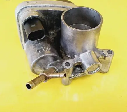 Skoda Fabia Mk1 (6Y) Throttle valve 047133062D