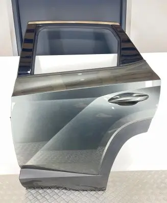 Hyundai Tucson IV NX4 Rear door