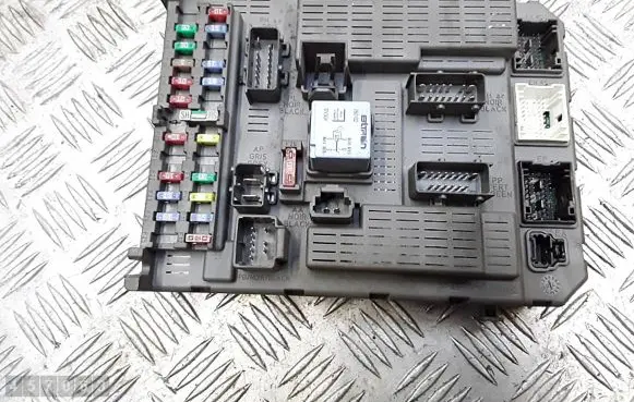 Citroen C8 Fuse module 1499704080