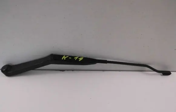 Nissan Micra Front wiper blade arm