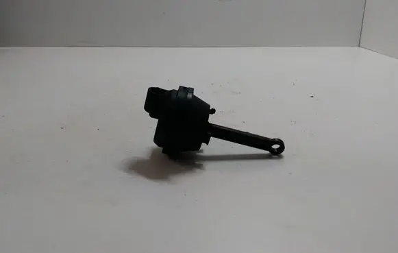 Volkswagen Golf IV Valve vacuum 