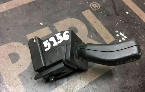 BMW X5 E53 Indicator stalk 837901
