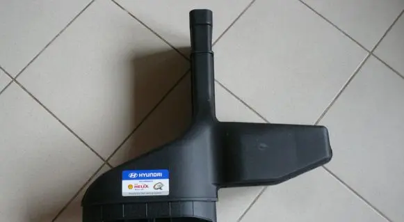 Hyundai Sonata Air intake duct part 282103S600