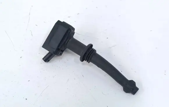 Land Rover Discovery 4 - LR4 High voltage ignition coil 8W9312A366DA 0221604022