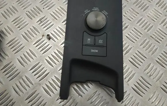 Lexus IS III XE30 Gear selector 75F978