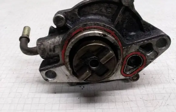 Ford Fiesta Vacuum pump 9637413980 72814402