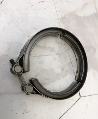 Audi A3 S3 8V Muffler pipe connector clamp 04L131455A