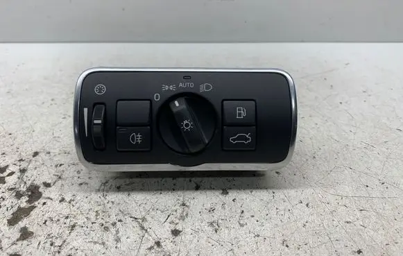 Volvo V70 Light switch 30739448 10096701 130903A