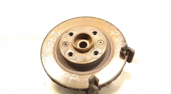 Renault Clio IV Front wheel hub spindle knuckle