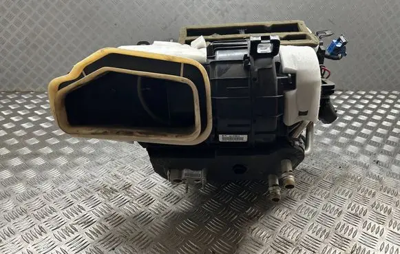 Peugeot 508 II Interior heater climate box assembly 9814010080