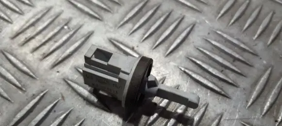 Interior temperature sensor