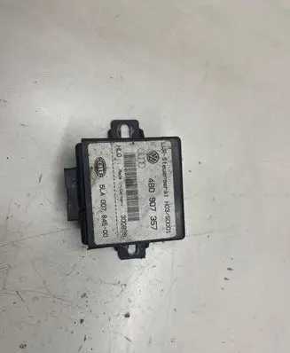Volkswagen Touran I Light module LCM 4B0907357