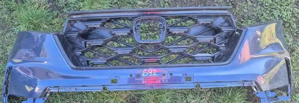 Honda CR-V Front bumper