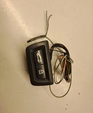 BMW X5 F15 Tailgate/boot open switch button 9275121