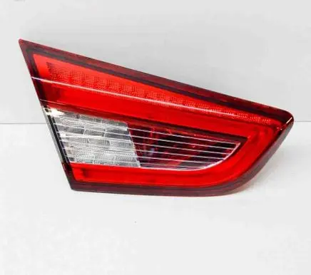 Tailgate rear/tail lights