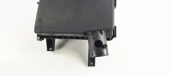 Suzuki Kizashi Air filter box cover 57LA01