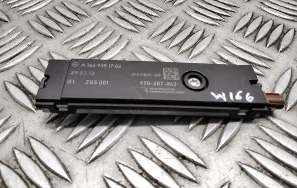 Mercedes-Benz ML W166 Aerial antenna amplifier A1669051702