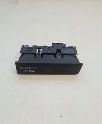 Seat Leon (5F) Passenger airbag on/off switch 5F0919234A