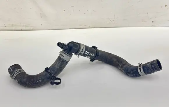 Toyota Sienna XL40 IV Engine coolant pipe/hose
