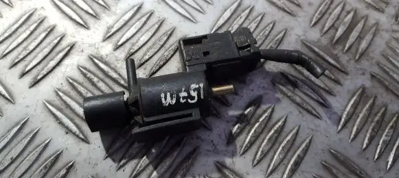 Mazda 626 Turbo solenoid valve k5t49090