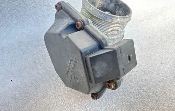 Audi Q7 4L Throttle valve
