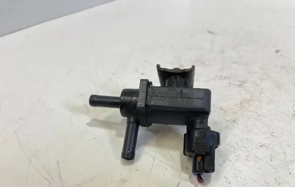 Toyota Prius (XW20) Valve vacuum 9091012259