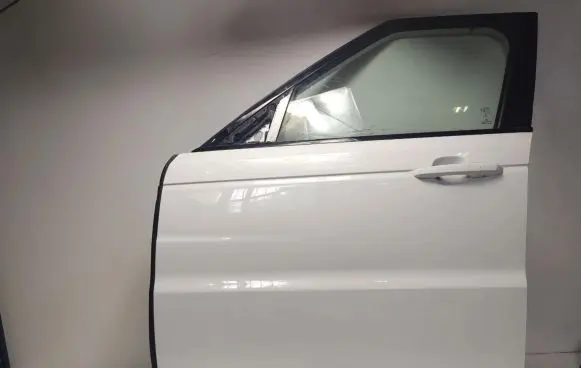 Land Rover Range Rover Sport L494 Front door DK6220125AA HPAA001A04AD