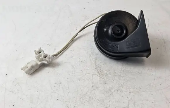 Peugeot 308 Horn signal 9815870780 L19022024 2044B19