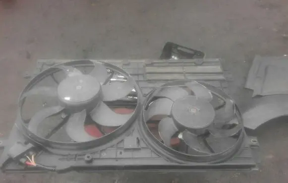 Volkswagen Scirocco Electric radiator cooling fan brak