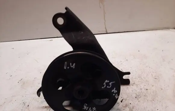 Toyota Yaris Power steering pump