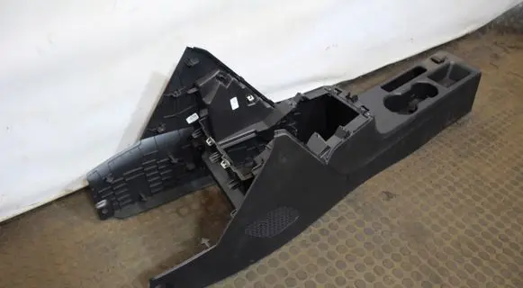 Dacia Logan II Center console