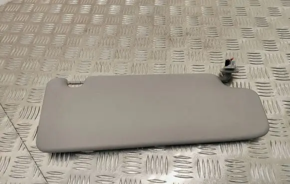 BMW 2 F46 Sun visor