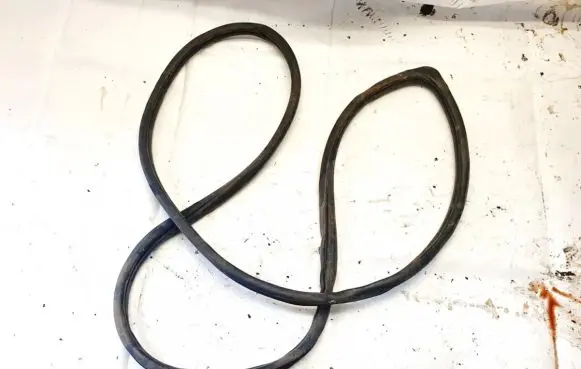 Honda CR-V Rubber seal rear door 