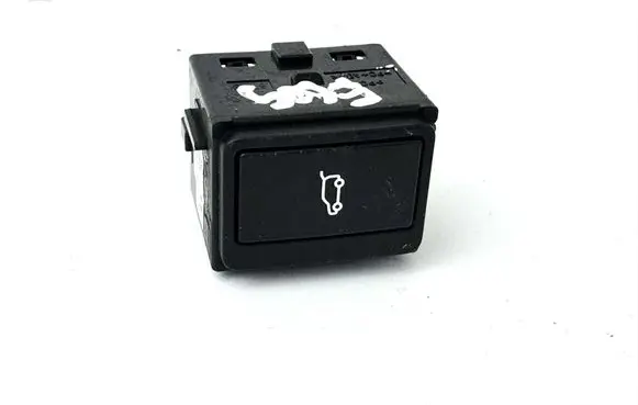 Land Rover Range Rover Velar Tailgate opening switch 1905291 J8A211B654AA 290455762