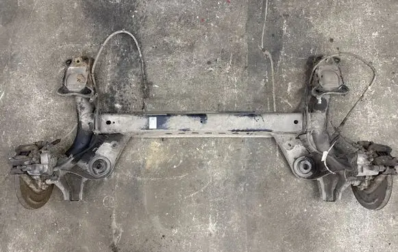 Volkswagen Golf VII Rear axle beam 5Q0501049AF