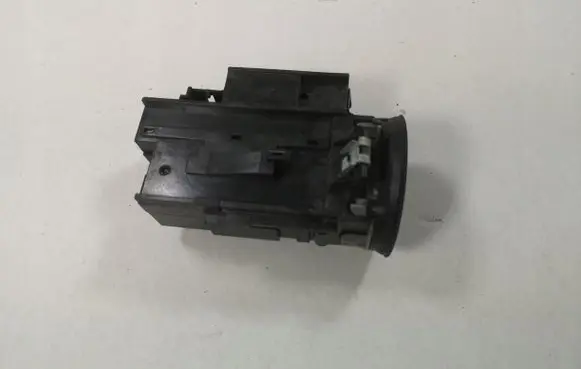 Volkswagen PASSAT B6 Ignition lock