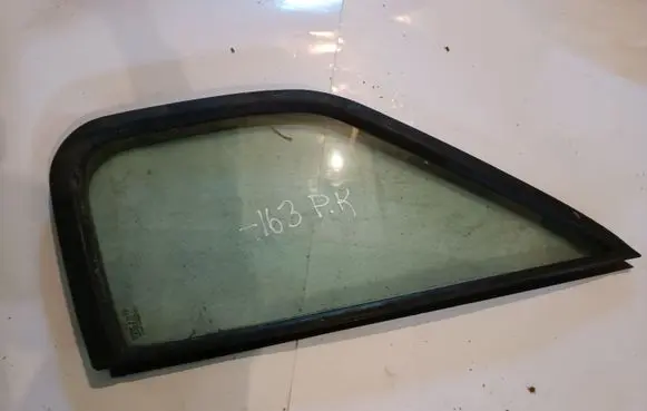 Opel Movano A Front vent window/glass (coupe) E243R000464