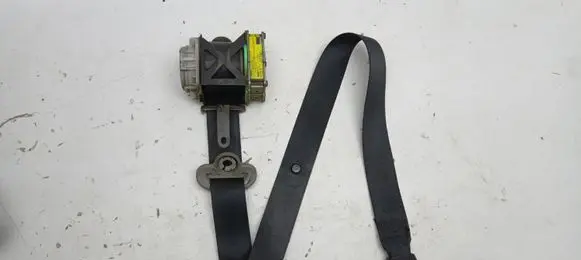 Toyota Yaris Front seatbelt 501P9AW1Z4