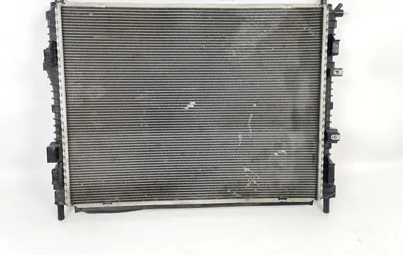 Ford Mustang VI Coolant radiator FR33-8005-BH