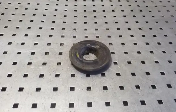 Audi TT TTS Mk2 Rear coil spring rubber mount 1K0512149B