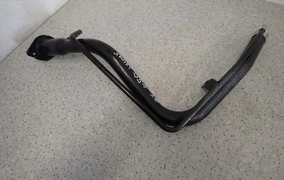 Suzuki Swift I Fuel tank filler neck pipe 