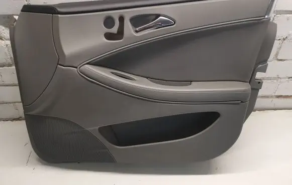 Mercedes-Benz CLS C219 Front door card panel trim A2197206470 A2197202048