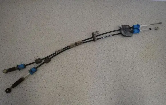 Mitsubishi Colt Gear shift cable linkage 