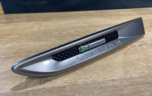 Jaguar F-Pace Fender trim (molding) HK83280B11A